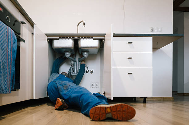 Professional Emergency Plumber technician working in Monaca, PA